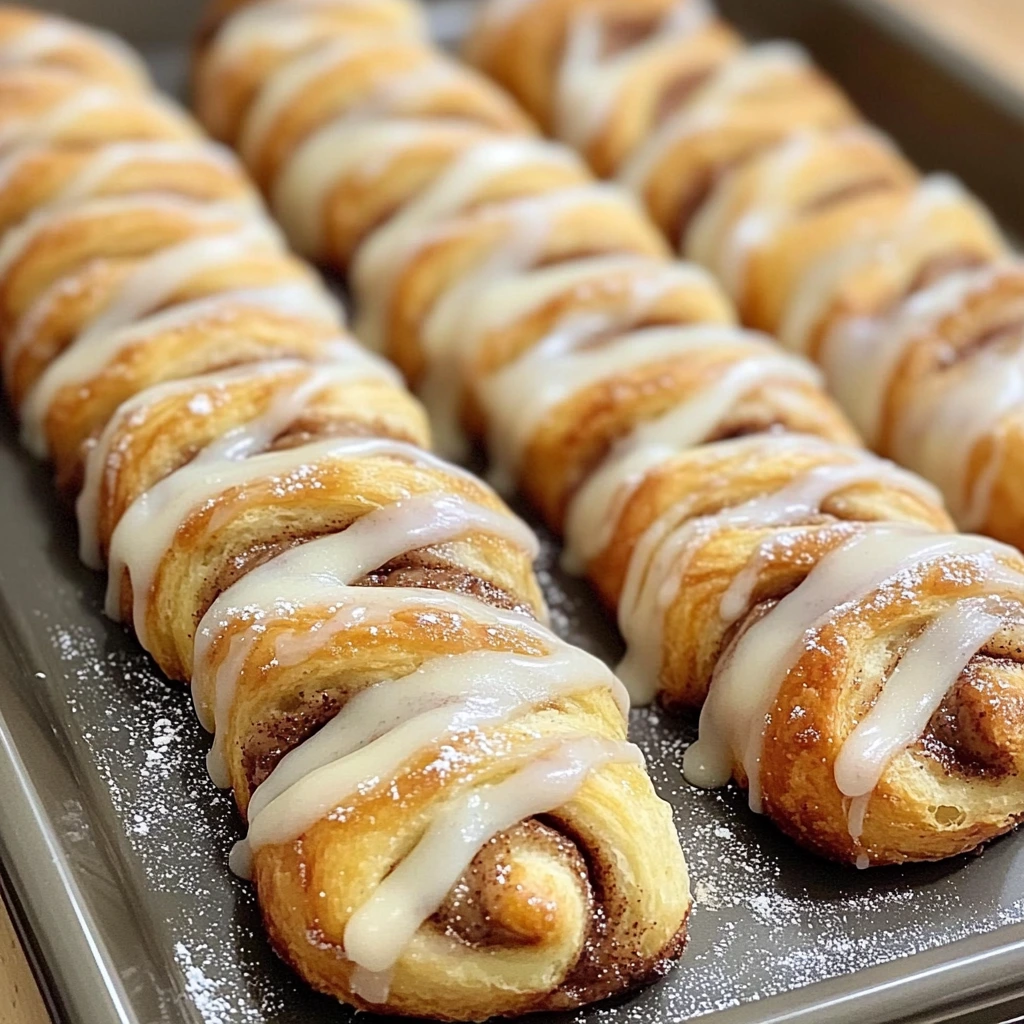 Heavenly Cinnamon Roll Breadtwists