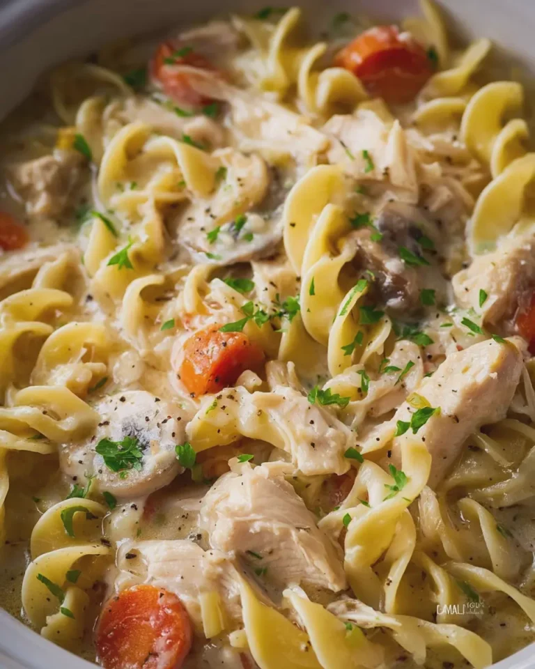 Crockpot Creamy Chicken and Noodles