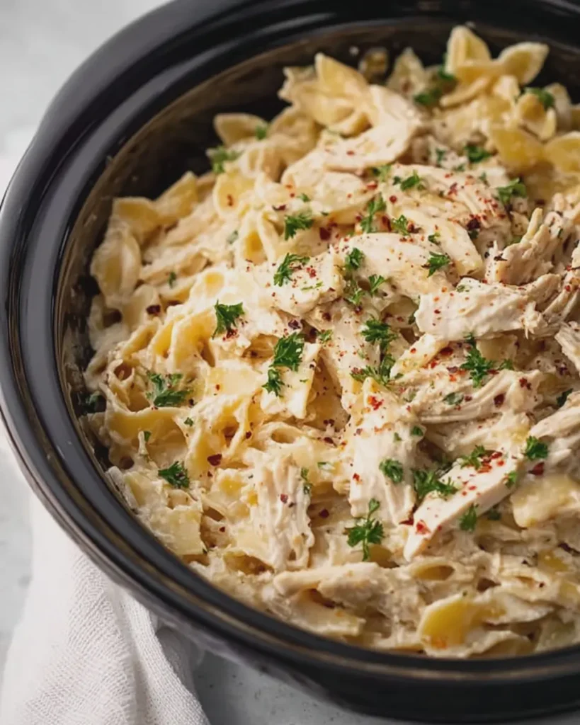 Crockpot Creamy Chicken Pasta